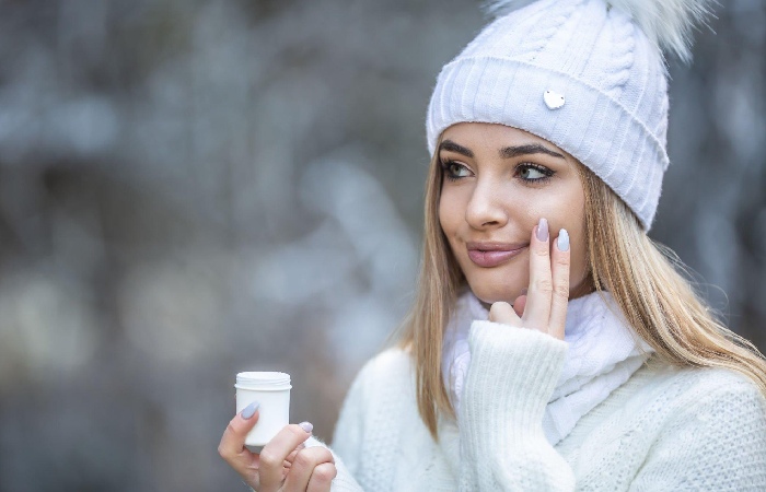 Tips to Keep Your Skin Moist In Winter