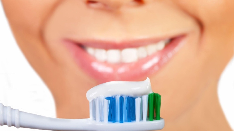 What Is Professional Teeth Whitening?